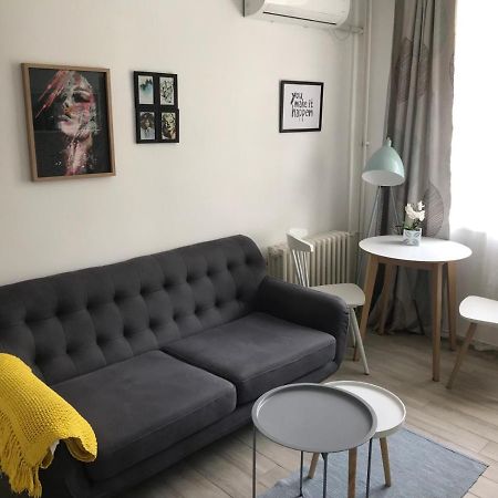 Home Apartment Luna 1 Skopje Bagian luar foto